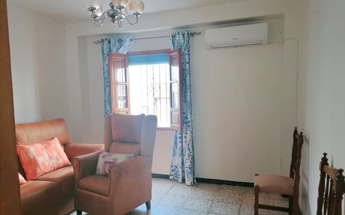 Image No.7-3 Bed House for sale