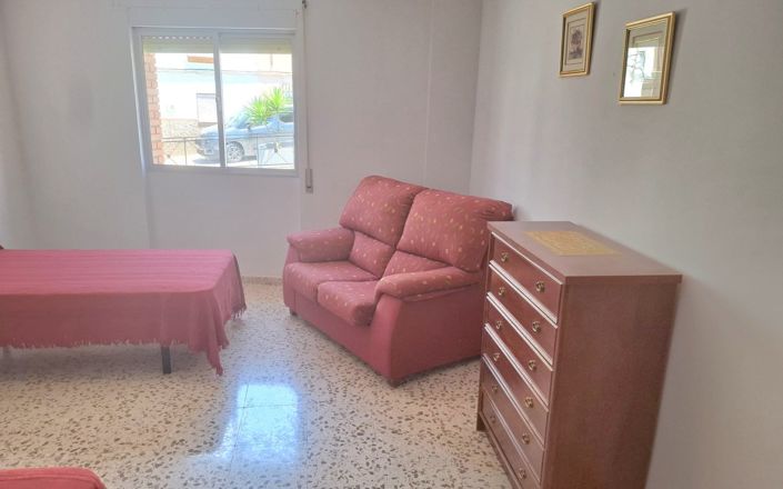 Image No.28-3 Bed House for sale