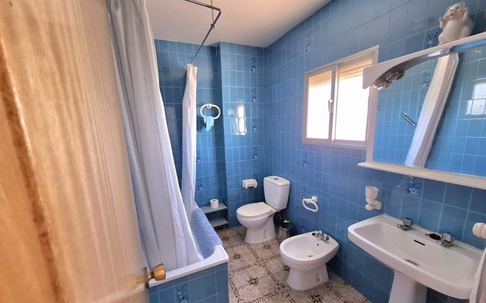 Image No.32-3 Bed House for sale