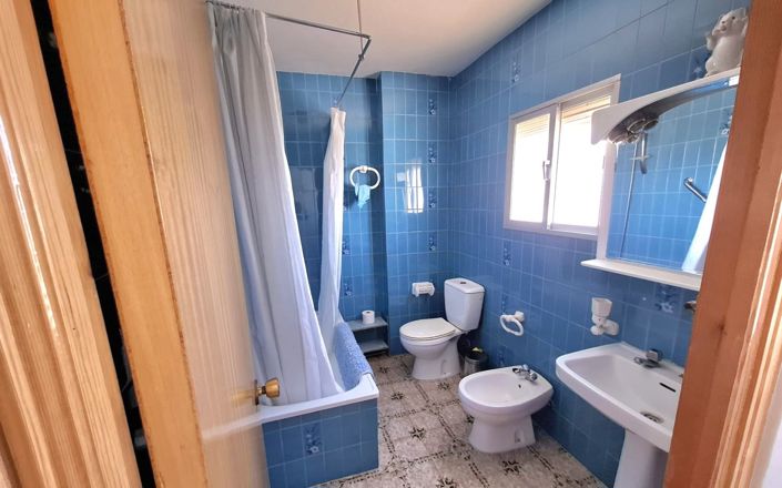 Image No.33-3 Bed House for sale