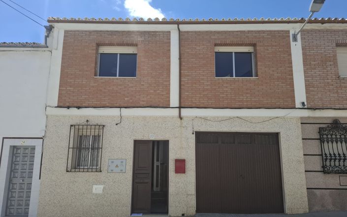 Image No.35-3 Bed House for sale