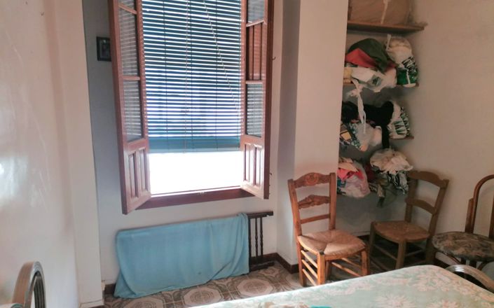 Image No.20-5 Bed House for sale