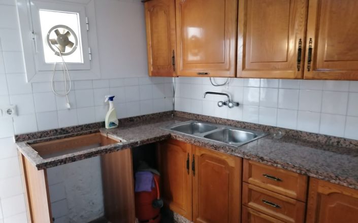 Image No.10-5 Bed House for sale