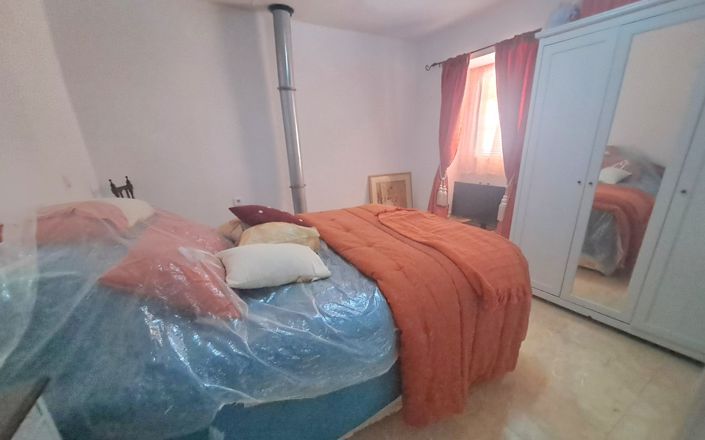 Image No.22-3 Bed House for sale