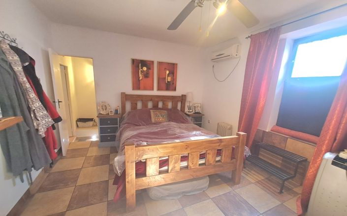 Image No.24-3 Bed House for sale