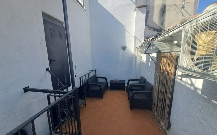 Image No.26-3 Bed House for sale