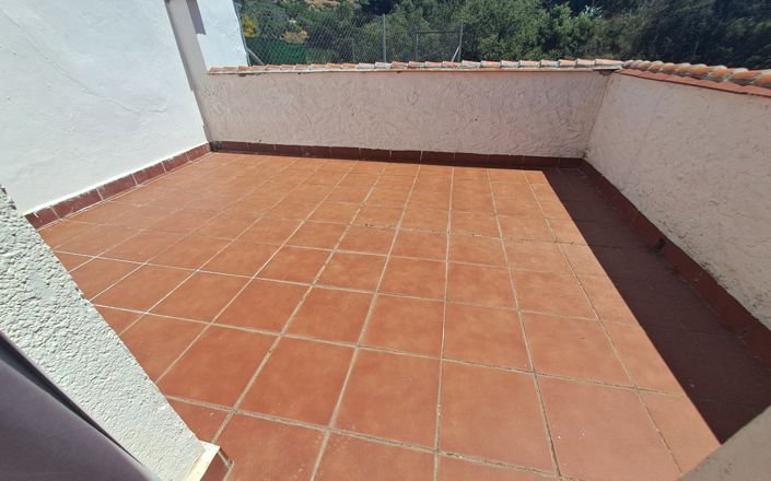 Image No.40-4 Bed House for sale