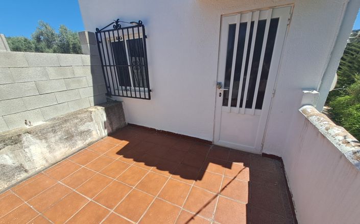 Image No.45-4 Bed House for sale