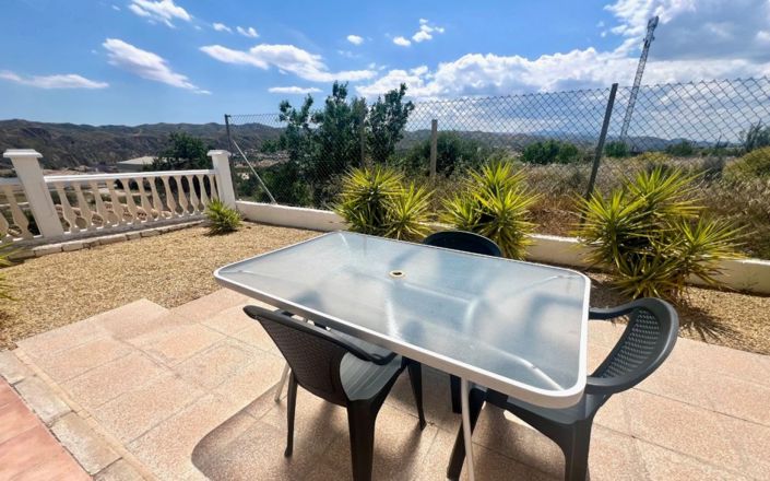 Image No.20-3 Bed House for sale