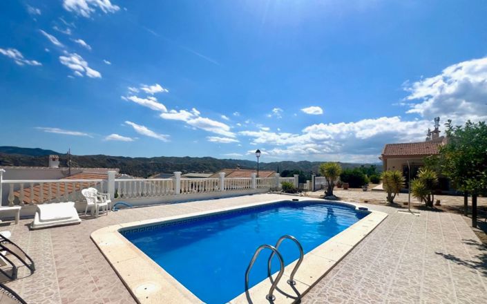 Image No.23-3 Bed House for sale