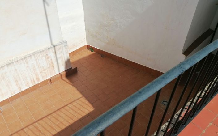 Image No.21-4 Bed House for sale