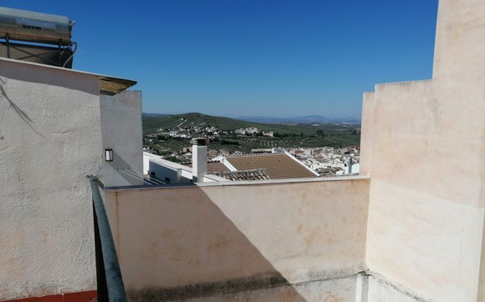 Image No.22-4 Bed House for sale