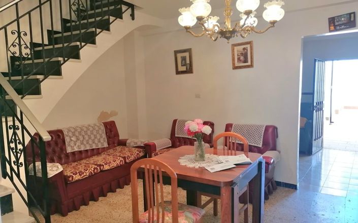 Image No.3-4 Bed House for sale