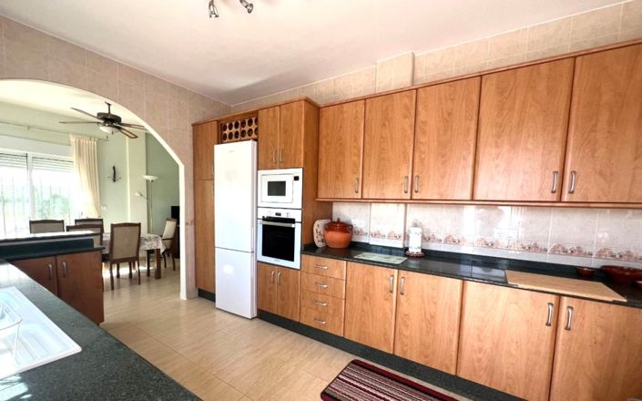 Image No.2-3 Bed House for sale