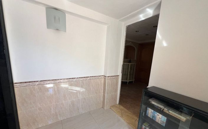 Image No.30-5 Bed House for sale