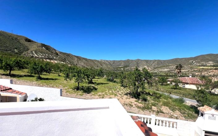 Image No.33-5 Bed House for sale