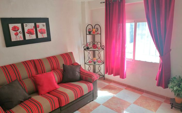 Image No.32-6 Bed House for sale