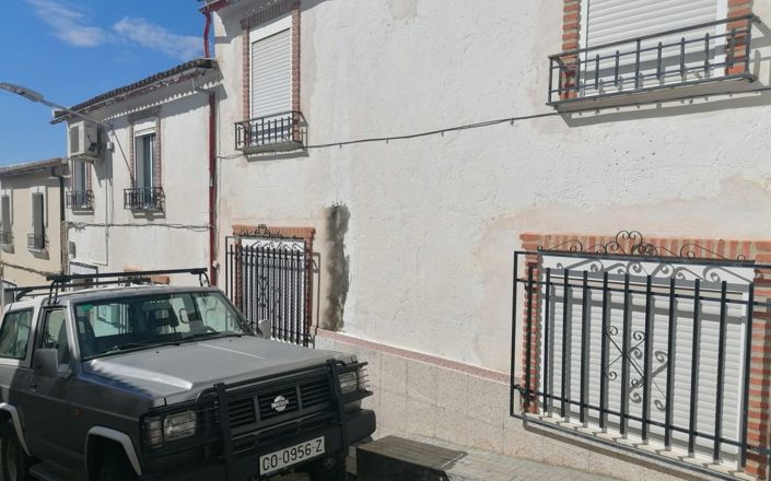 Image No.41-6 Bed House for sale