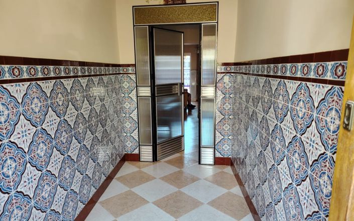 Image No.3-6 Bed House for sale