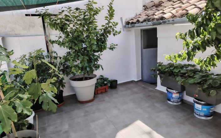 Image No.2-4 Bed House for sale