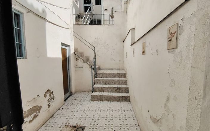 Image No.12-4 Bed House for sale