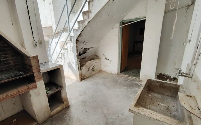 Image No.16-4 Bed House for sale