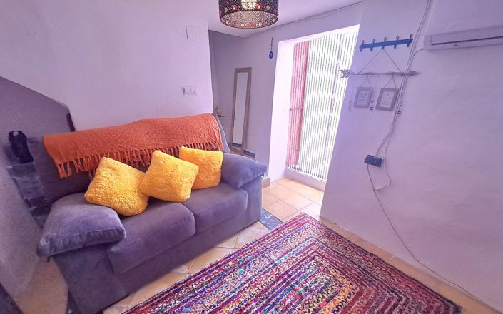 Image No.32-3 Bed House for sale