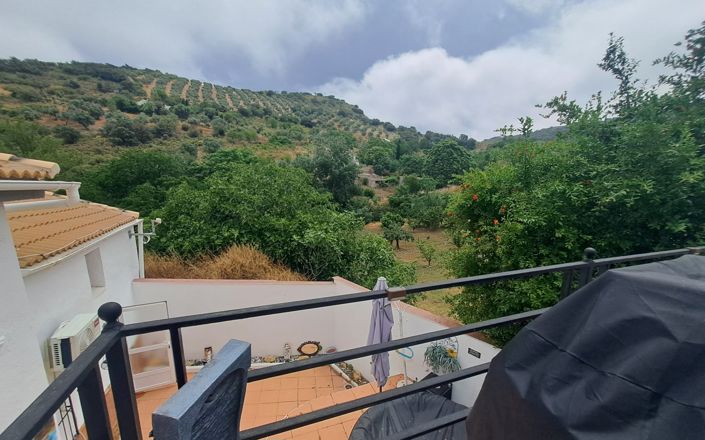 Image No.46-3 Bed House for sale