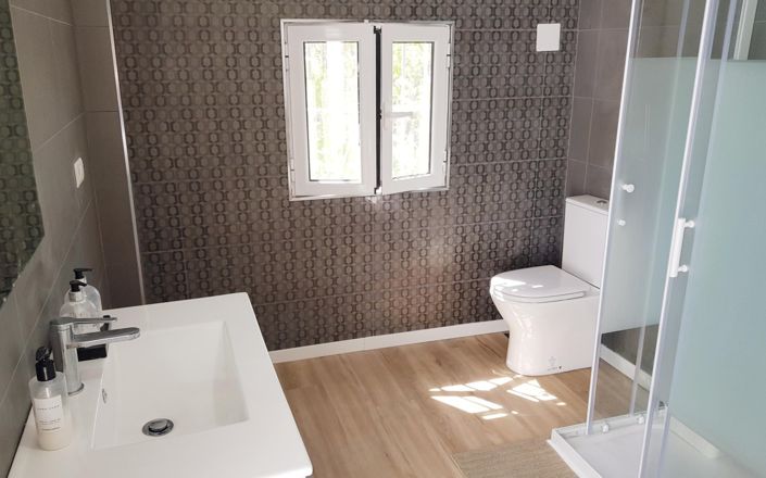 Image No.56-3 Bed House for sale