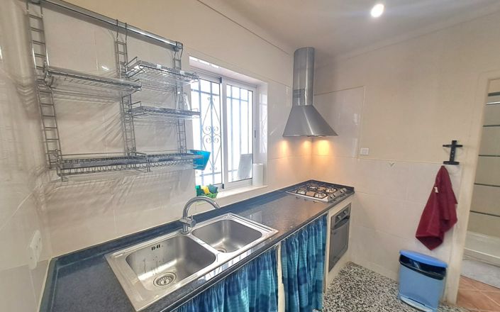 Image No.10-3 Bed House for sale