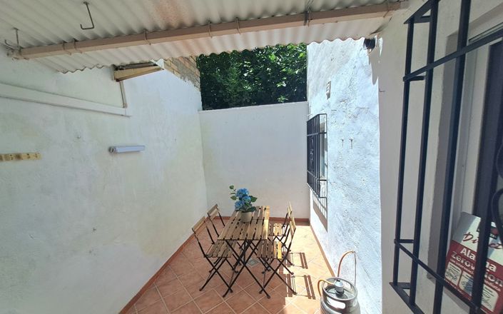 Image No.15-3 Bed House for sale