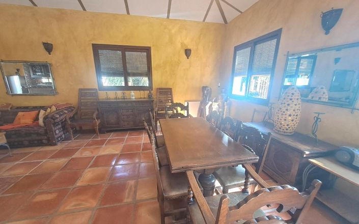 Image No.23-4 Bed House for sale