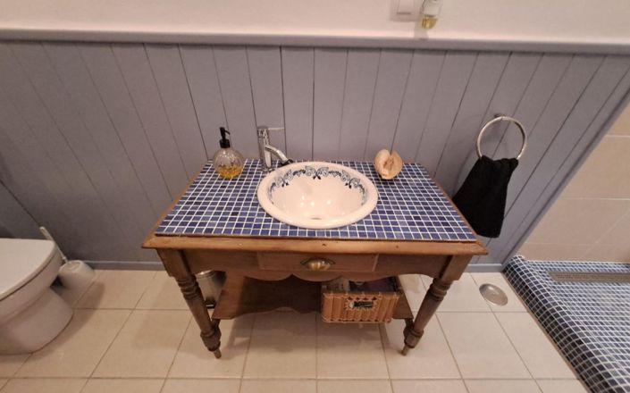 Image No.24-6 Bed House for sale