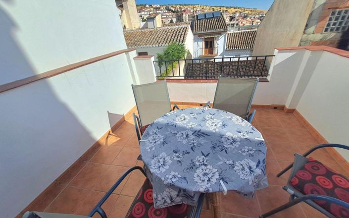 Image No.37-6 Bed House for sale