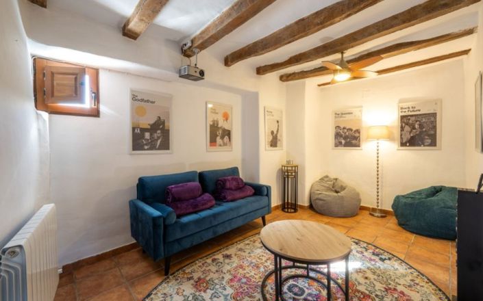 Image No.14-4 Bed House for sale