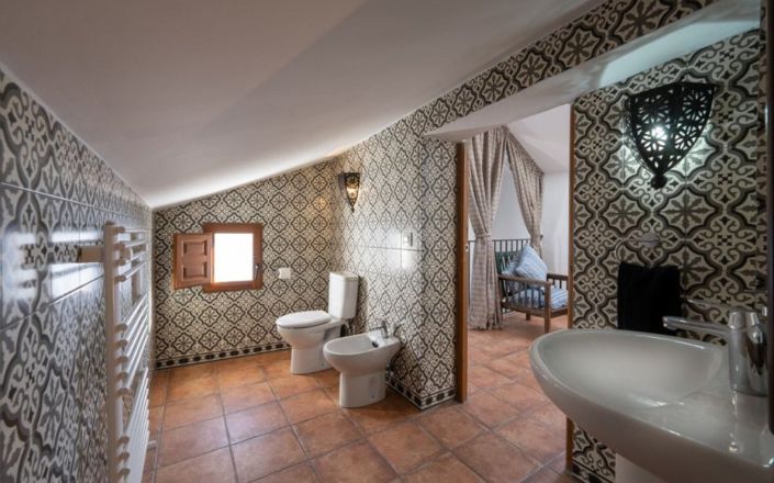 Image No.31-4 Bed House for sale