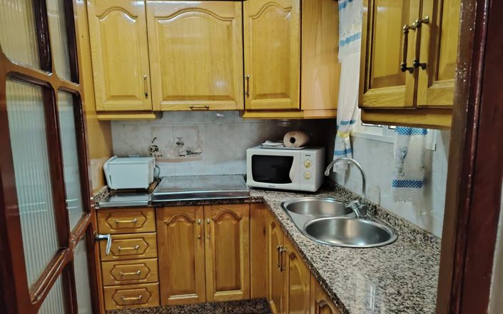 Image No.10-3 Bed House for sale