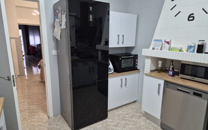 Image No.10-3 Bed House for sale