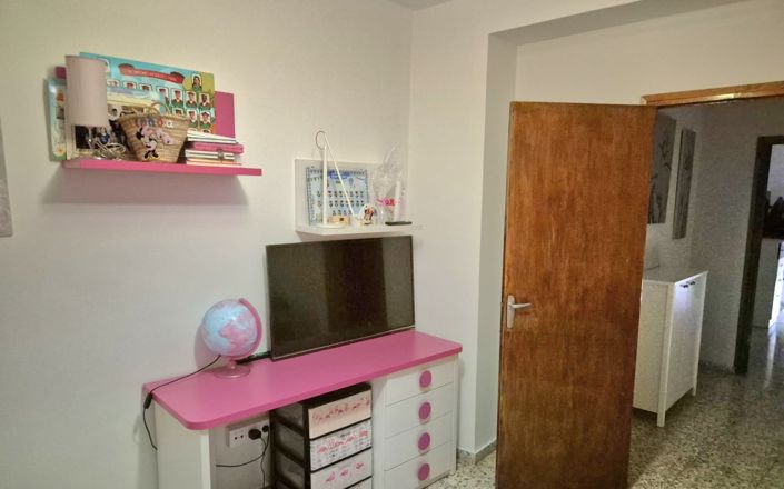 Image No.21-3 Bed House for sale