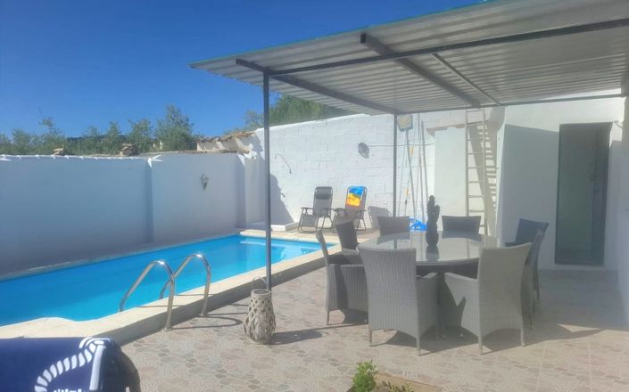 Image No.23-5 Bed House for sale