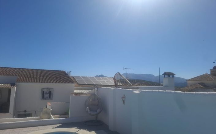 Image No.26-5 Bed House for sale