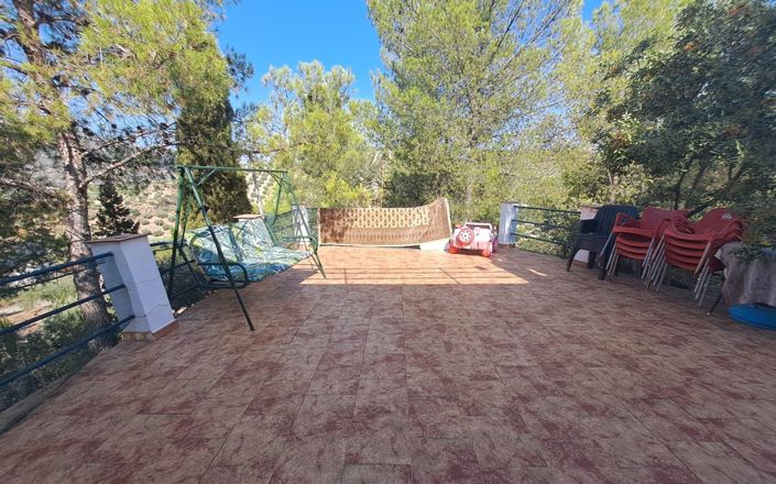 Image No.31-2 Bed House for sale