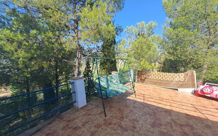 Image No.32-2 Bed House for sale