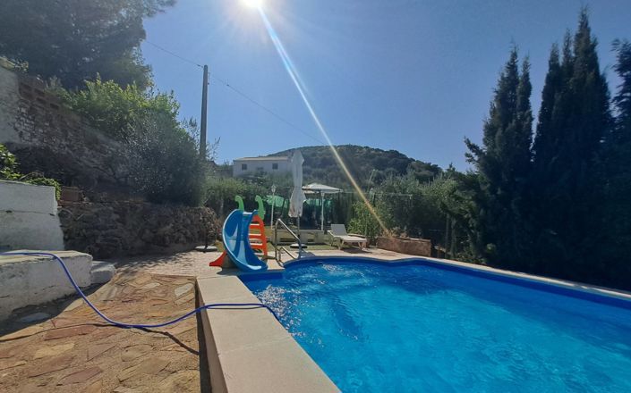 Image No.52-2 Bed House for sale