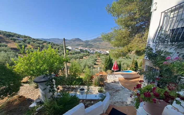 Image No.8-2 Bed House for sale