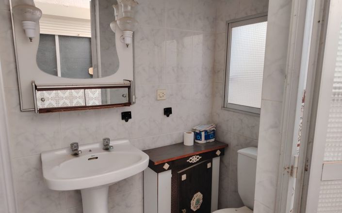 Image No.11-4 Bed House for sale