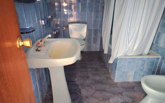 Image No.18-4 Bed House for sale