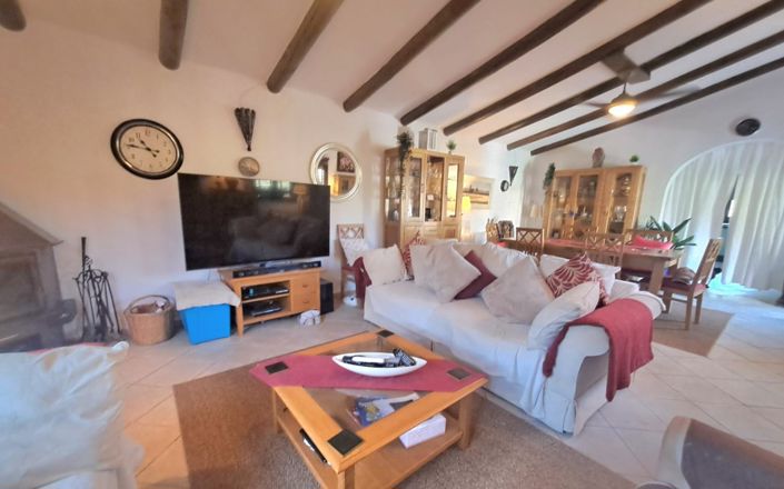 Image No.41-7 Bed House for sale