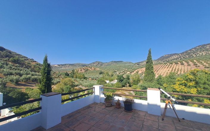 Image No.43-7 Bed House for sale