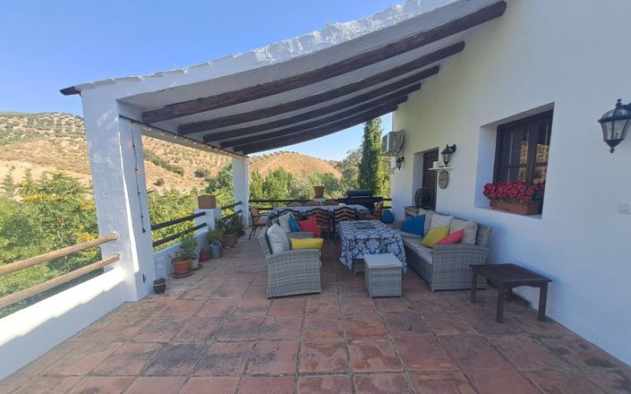 Image No.45-7 Bed House for sale